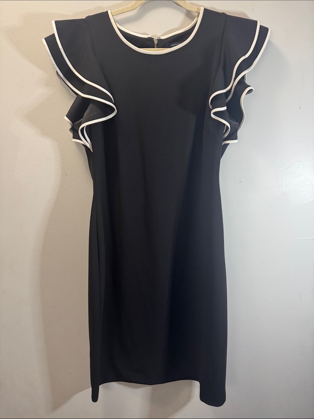 Tommy Hilfiger Size 12 Navy Ruffle Sleeve Sheath Dress White Trim EUC